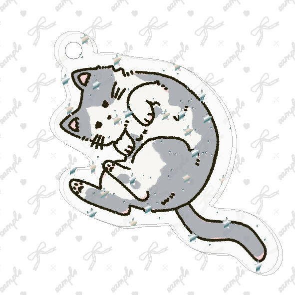 まるくなる猫